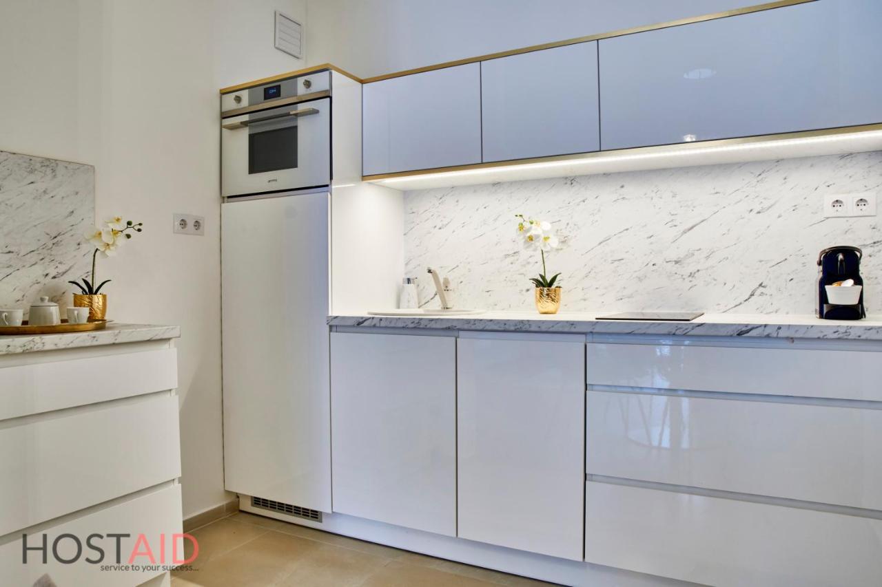 Azur Apartment - Hostaid Siófok Zewnętrze zdjęcie