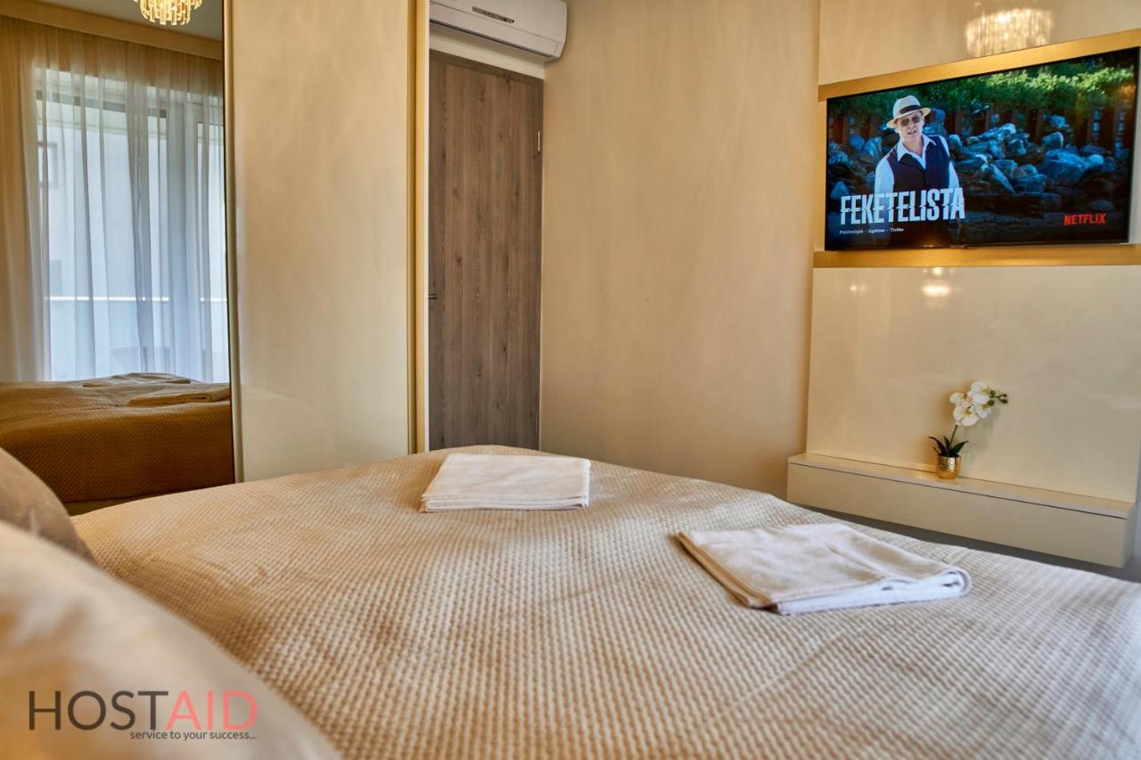 Azur Apartment - Hostaid Siófok Zewnętrze zdjęcie