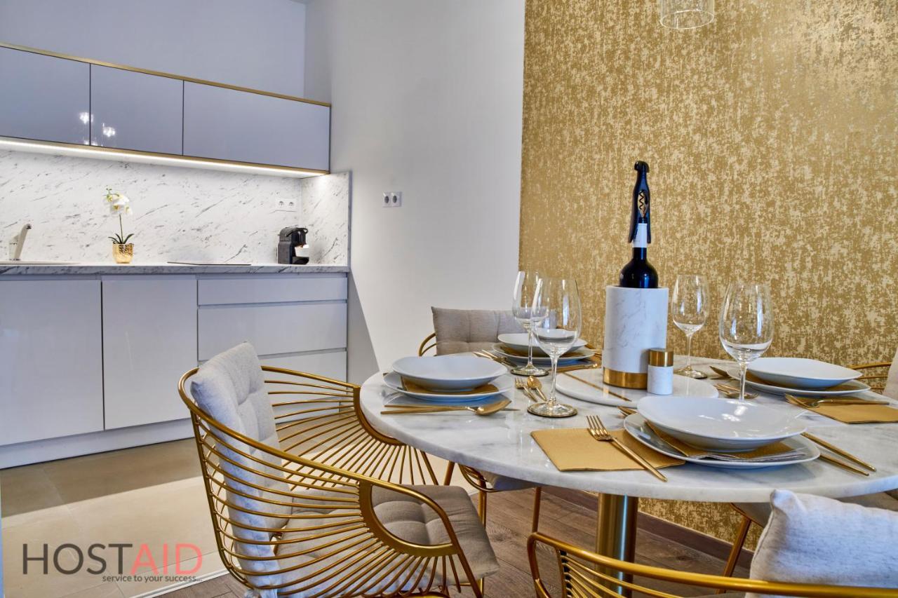 Azur Apartment - Hostaid Siófok Zewnętrze zdjęcie
