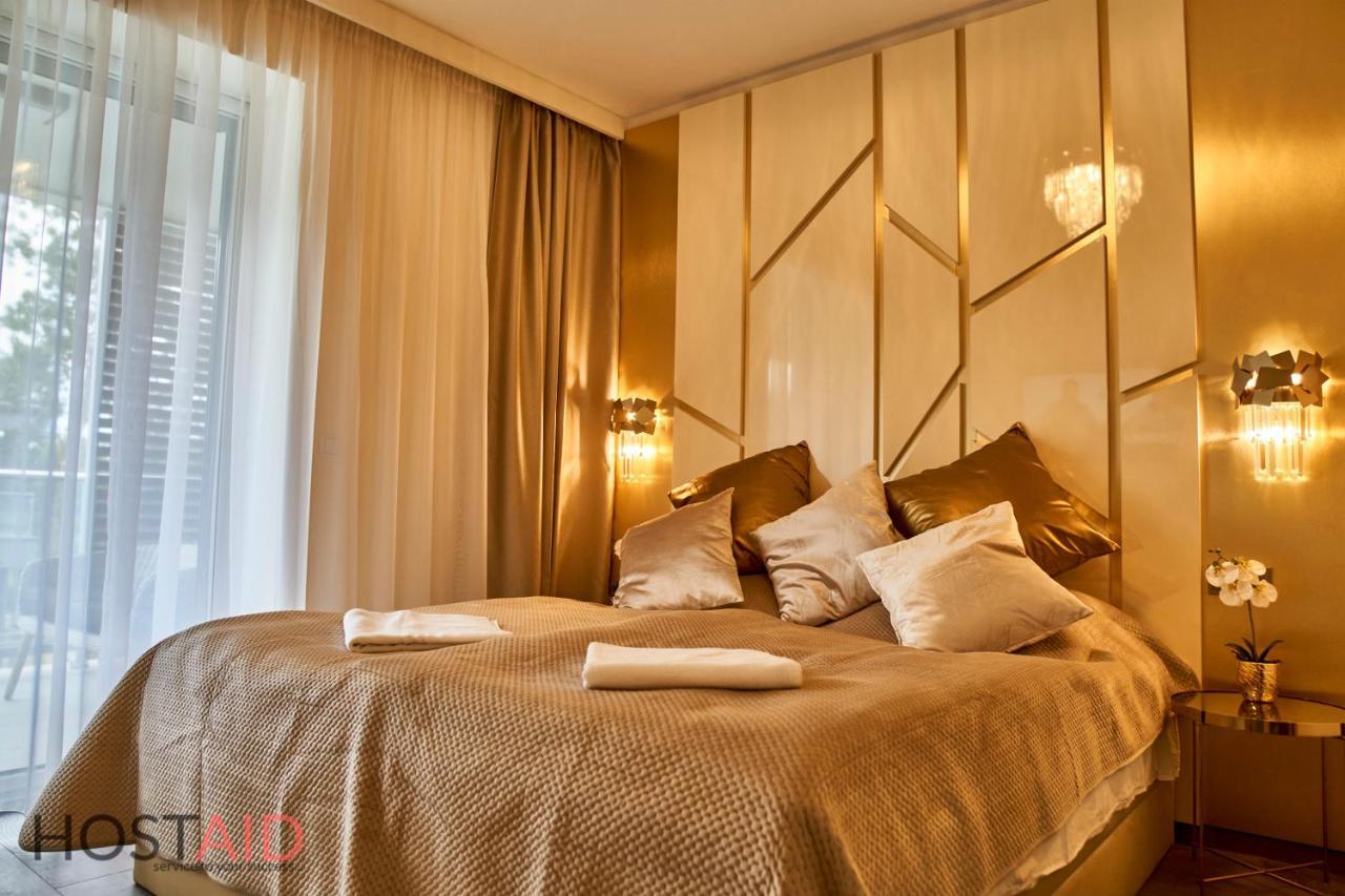 Azur Apartment - Hostaid Siófok Zewnętrze zdjęcie