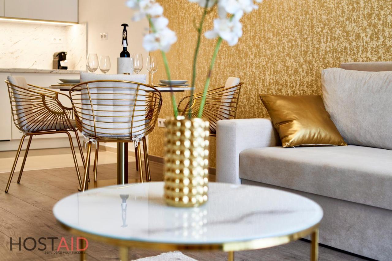 Azur Apartment - Hostaid Siófok Zewnętrze zdjęcie