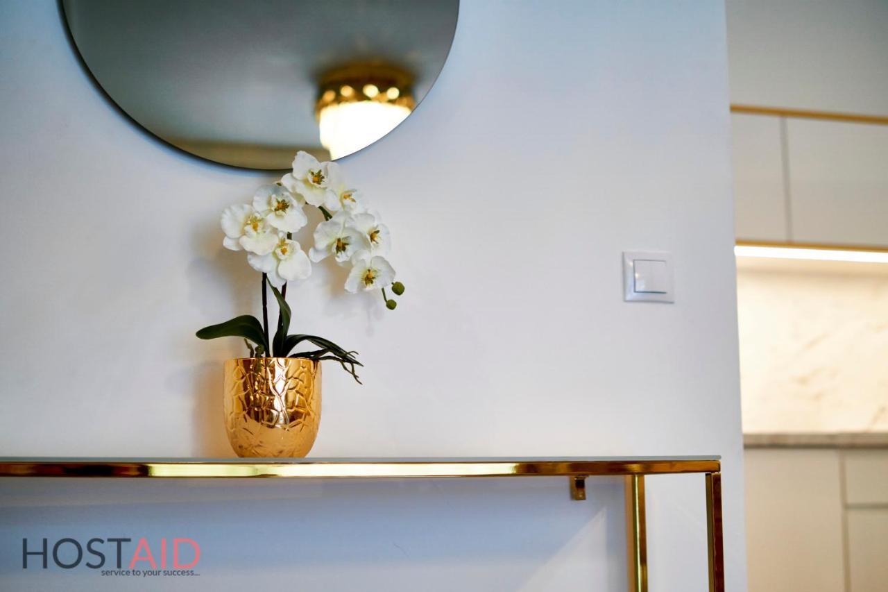 Azur Apartment - Hostaid Siófok Zewnętrze zdjęcie