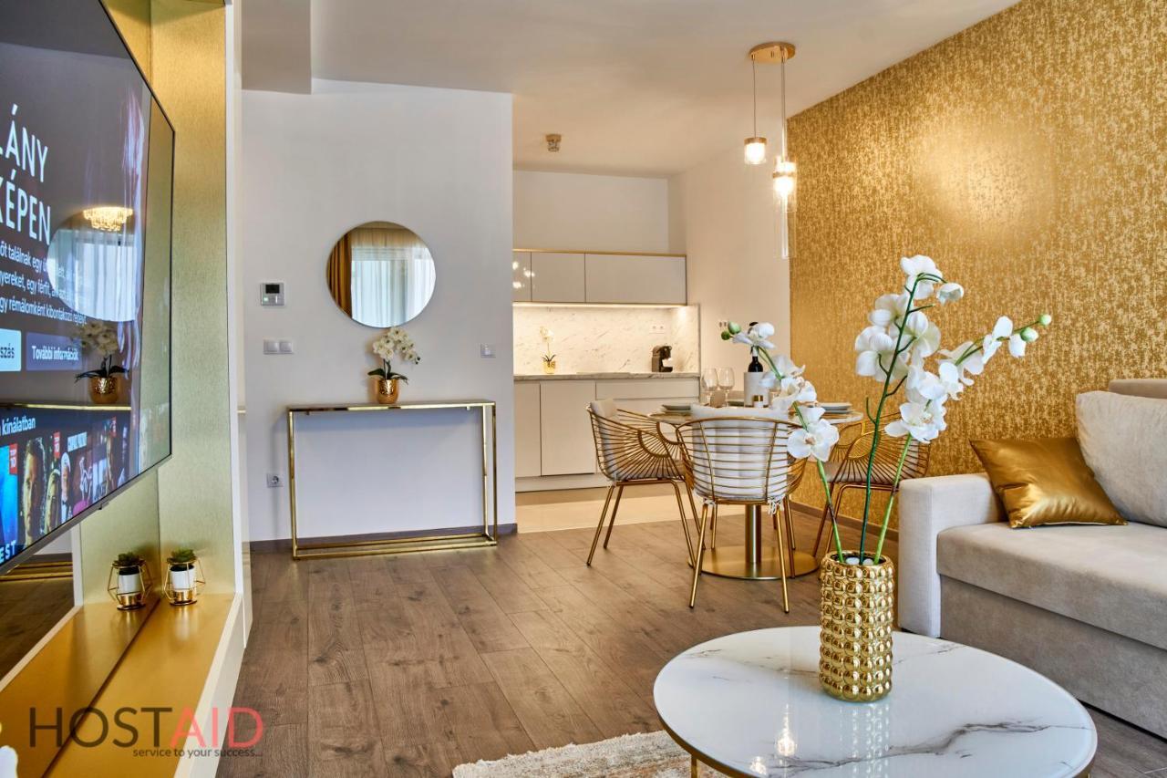 Azur Apartment - Hostaid Siófok Zewnętrze zdjęcie