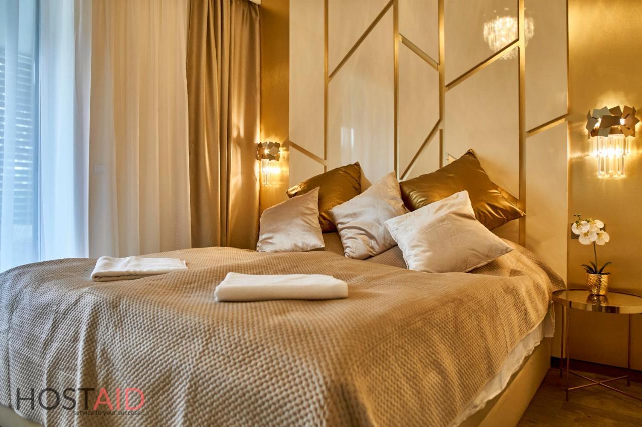 Azur Apartment - Hostaid Siófok Zewnętrze zdjęcie